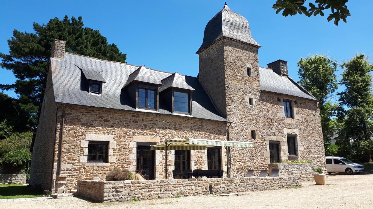 Petit Manoir Proche Dinan - Chambre D'Hotes Lanvallay Luaran gambar